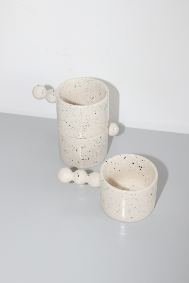 beads flat mug(black/mint dot)