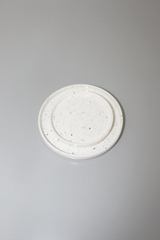 circle plate(black dot)