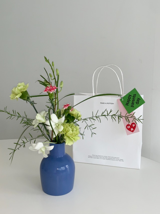 may anniversary(vase+flower)