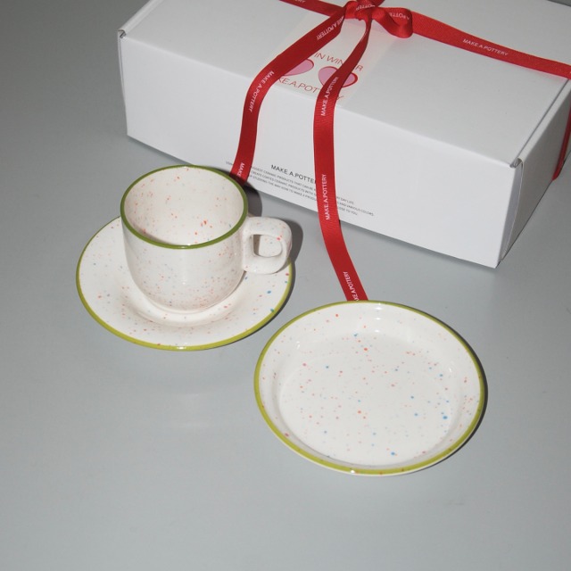 [GIFTBOX] line mug/saucer+line plate(s) set